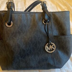 Michael Kors Tote